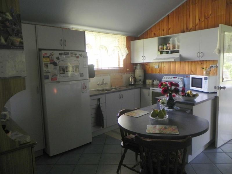 11 Redridge Crescent, Redridge QLD 4660