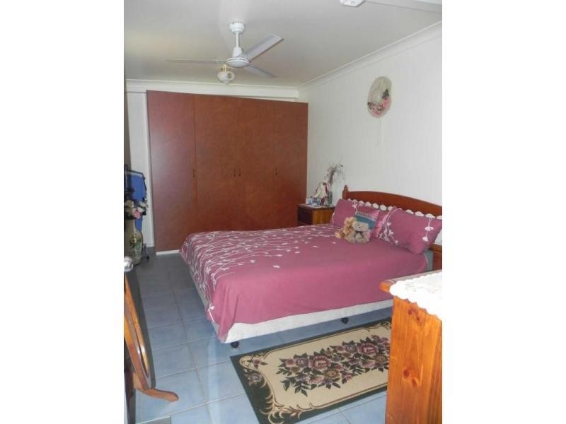 11 Redridge Crescent, Redridge QLD 4660