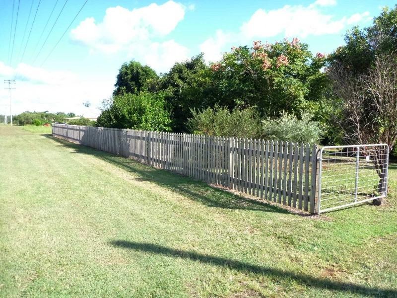 11 Redridge Crescent, Redridge QLD 4660