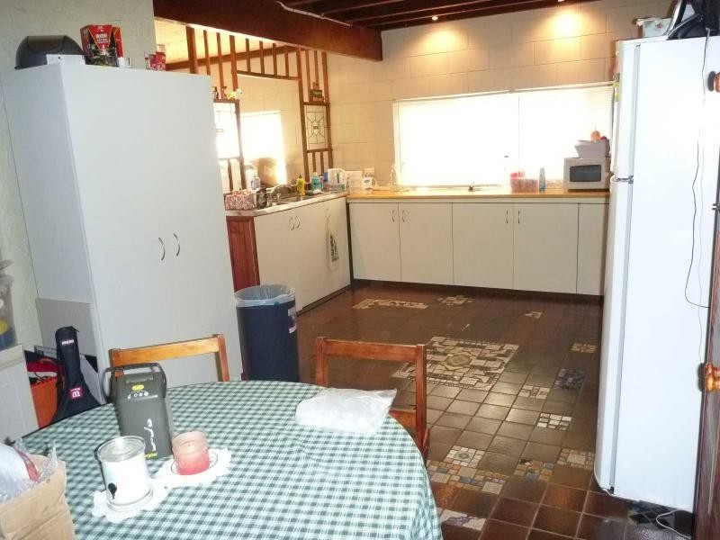 6 North Street, Childers QLD 4660