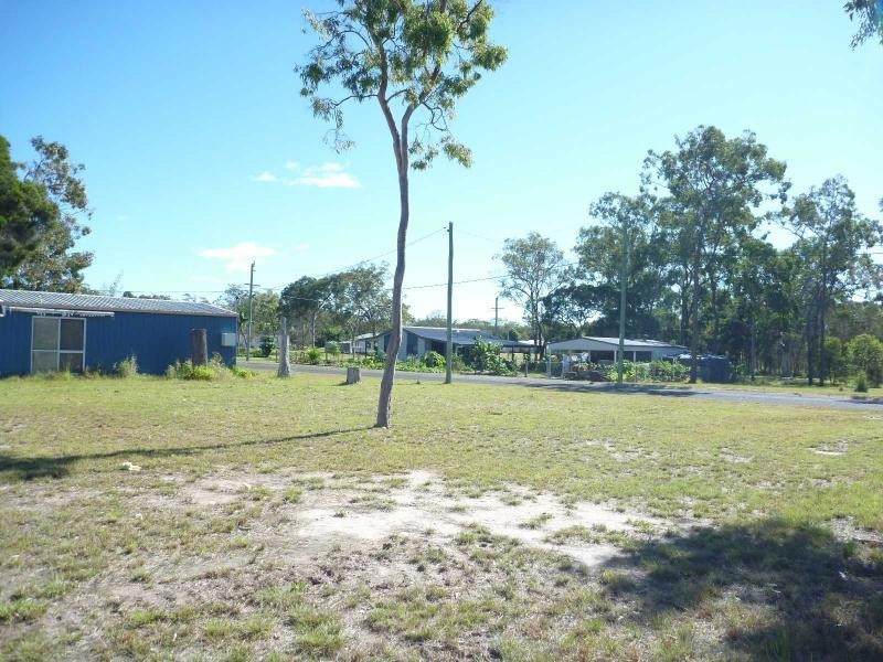 11 Burrum Street, Buxton QLD 4660