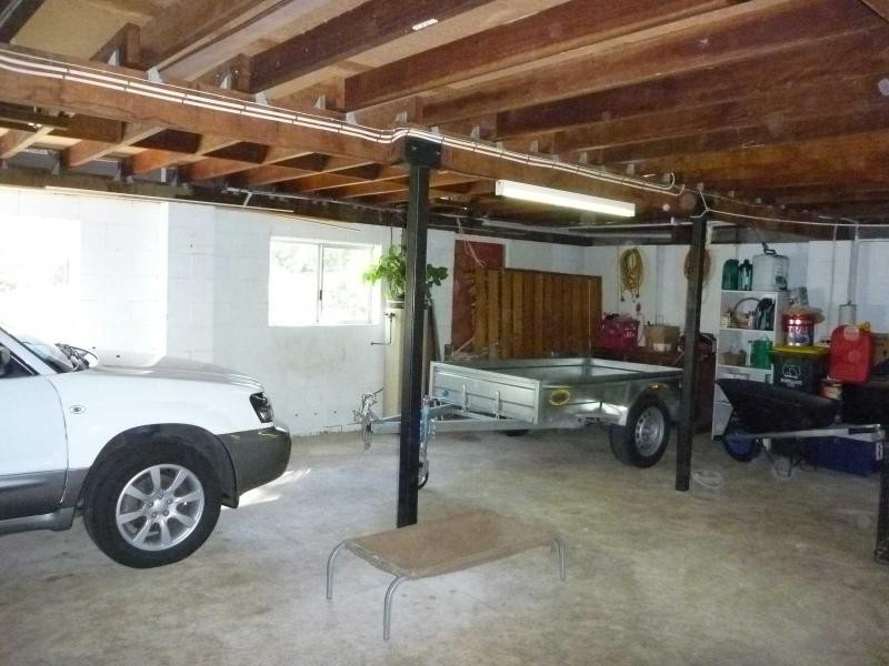 6 Charlton Street, Buxton QLD 4660