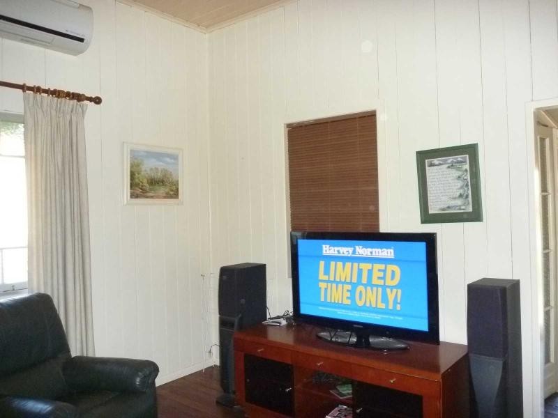 3 Pizzey Street, Childers QLD 4660