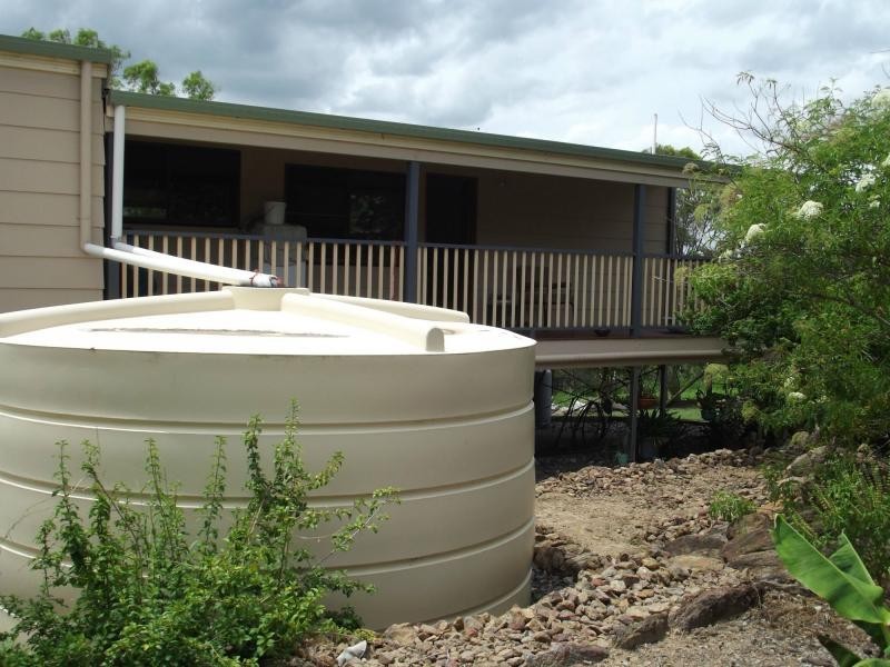 8 Andersen Street, Dallarnil QLD 4621