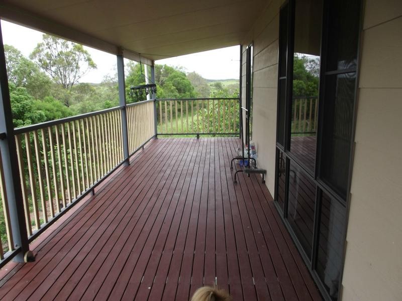 8 Andersen Street, Dallarnil QLD 4621