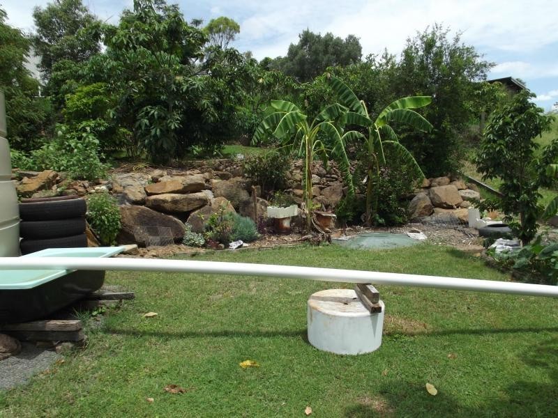 8 Andersen Street, Dallarnil QLD 4621