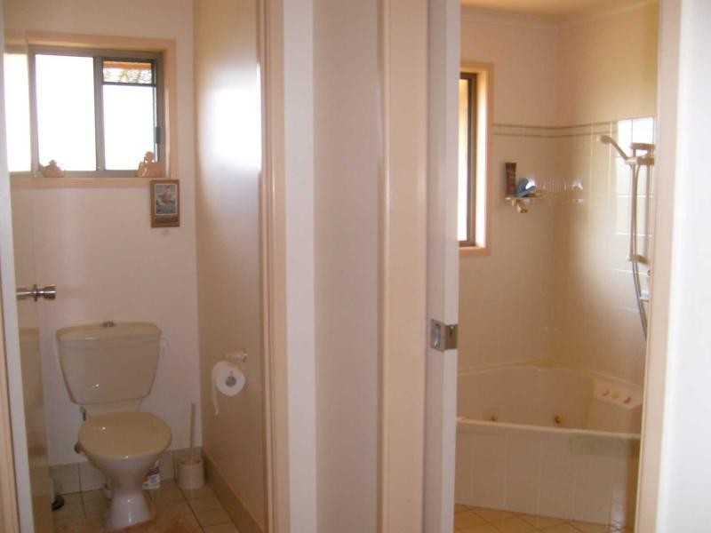 Isis Central QLD 4660