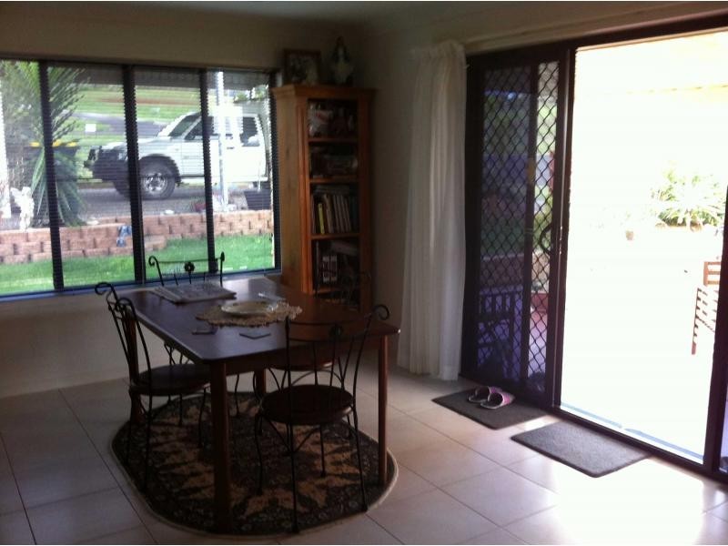 30 Pioneer Street, Childers QLD 4660
