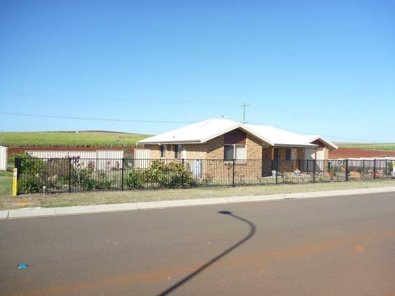29 Pioneer Avenue, Childers QLD 4660