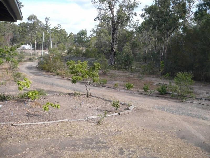 26 Larsens Road, Isis Central QLD 4660