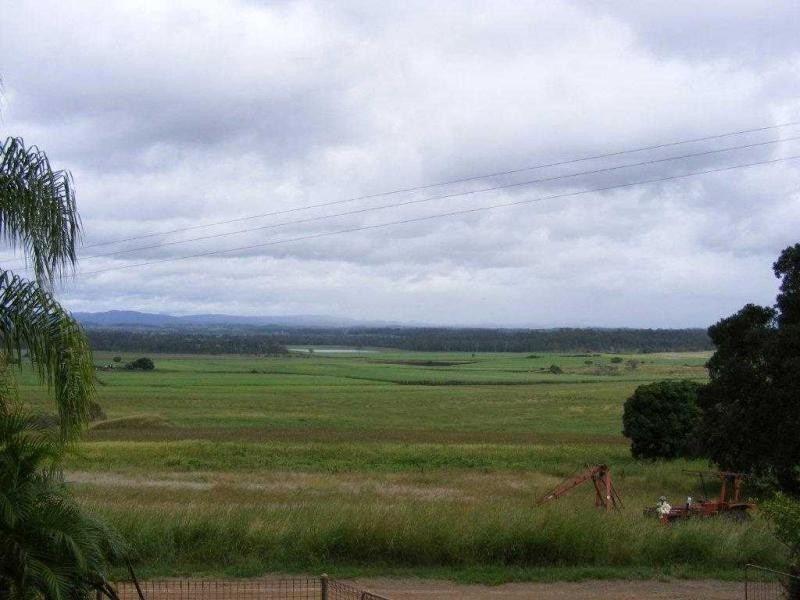 Drinan QLD 4671
