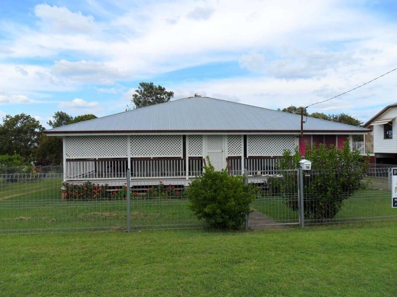 14 Gloucester Street, Biggenden QLD 4621