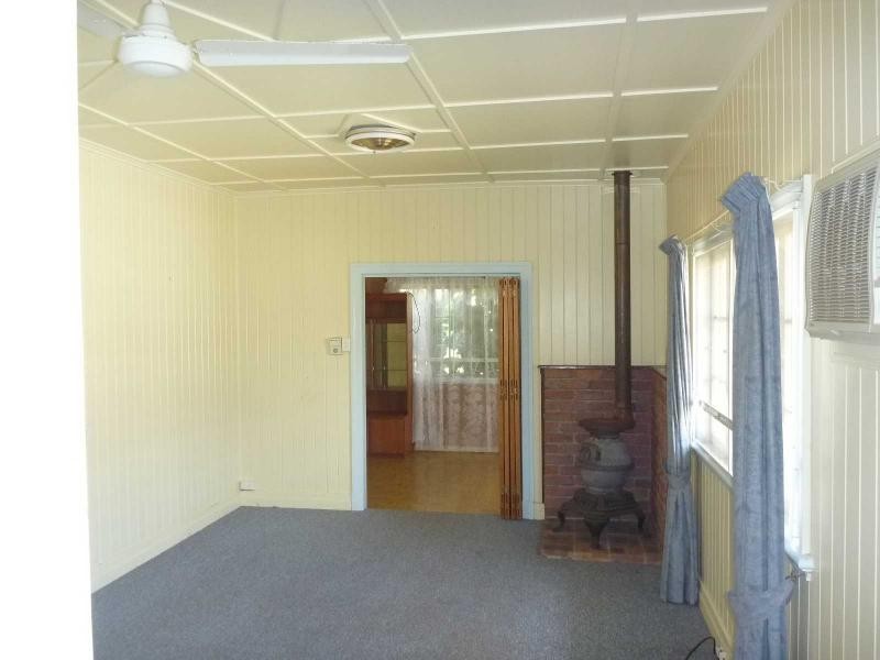 19 West Street, Childers QLD 4660