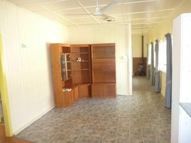 19 West Street, Childers QLD 4660