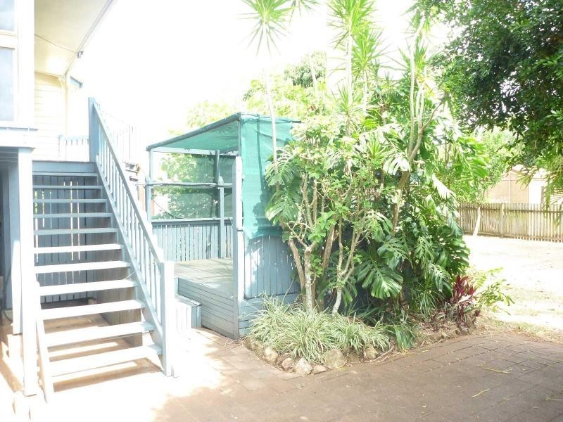 19 West Street, Childers QLD 4660