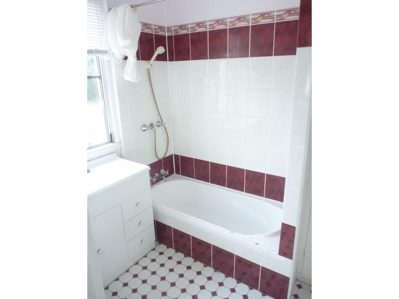 14 Walsh Street, Biggenden QLD 4621