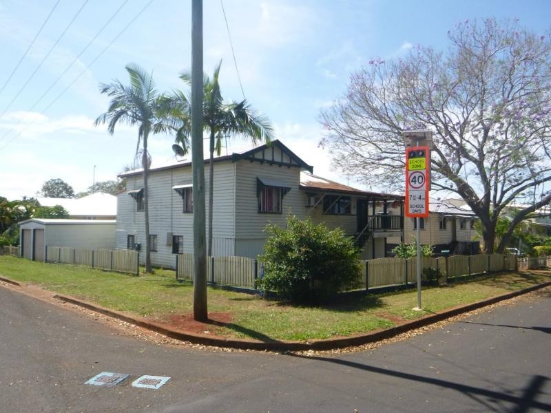 16 North Street, Childers QLD 4660