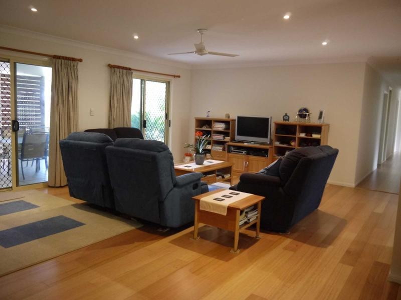 13 Willow Court, Woodgate QLD 4660