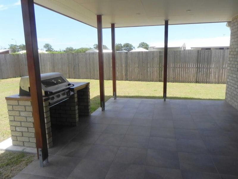 3 Honeyeater Court, Woodgate QLD 4660
