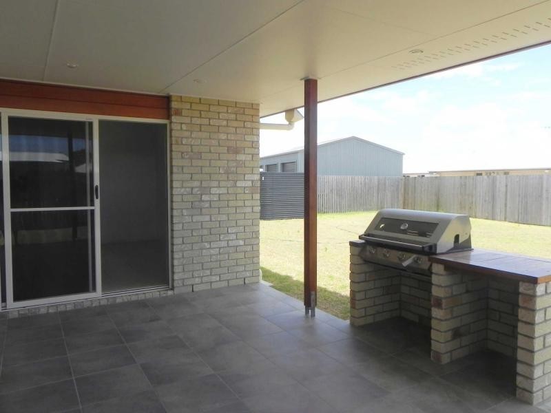 3 Honeyeater Court, Woodgate QLD 4660