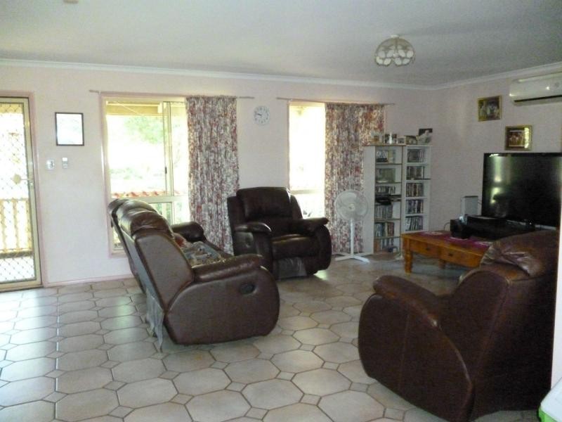 128 Thompson Road, Childers QLD 4660