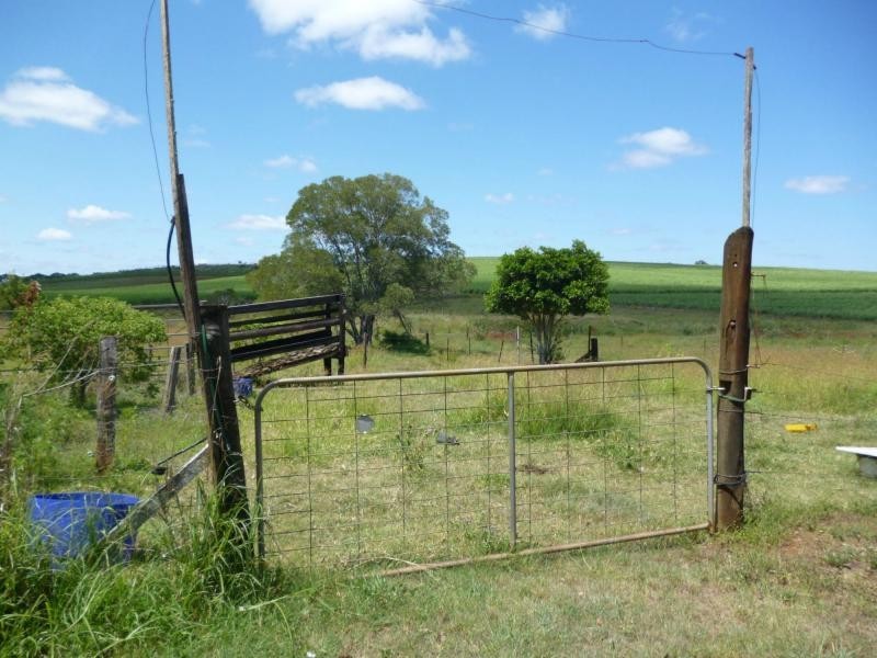 128 Thompson Road, Childers QLD 4660