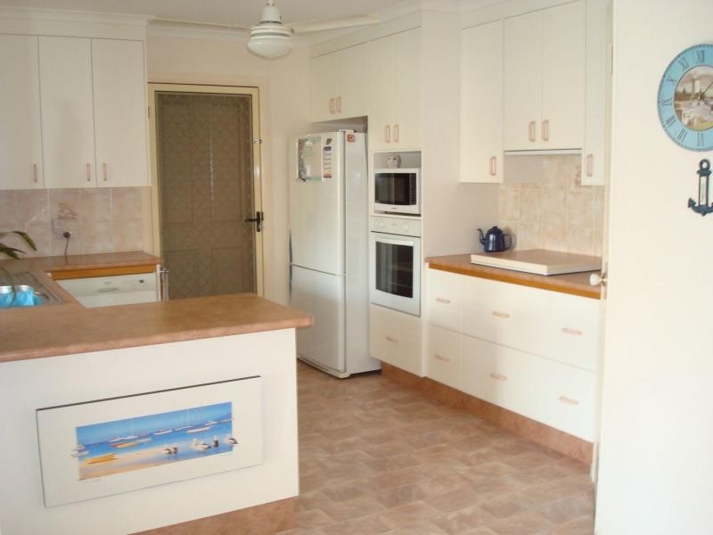 4 Rosella Way, Woodgate QLD 4660