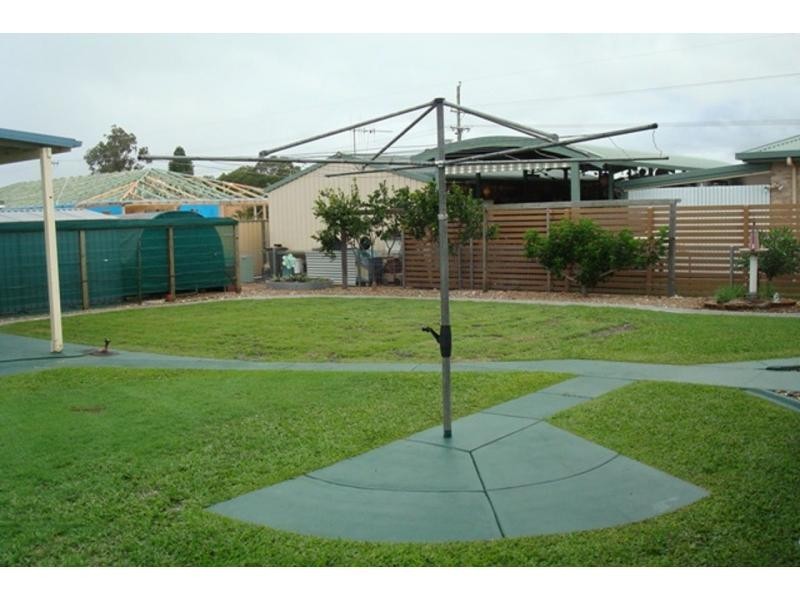 4 Rosella Way, Woodgate QLD 4660