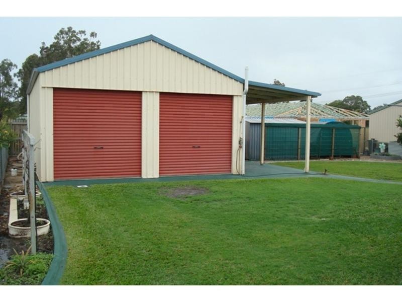 4 Rosella Way, Woodgate QLD 4660
