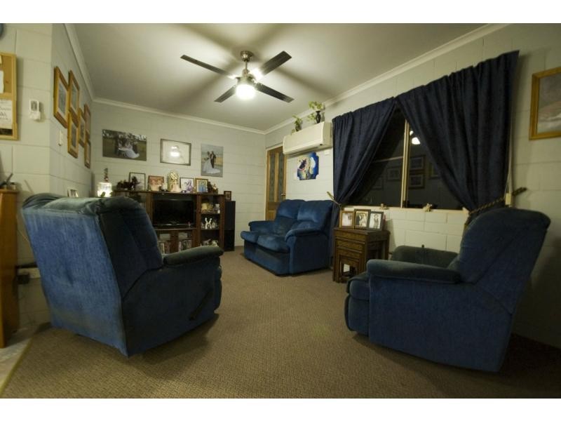 4 Grevillia Drive, Redridge QLD 4660