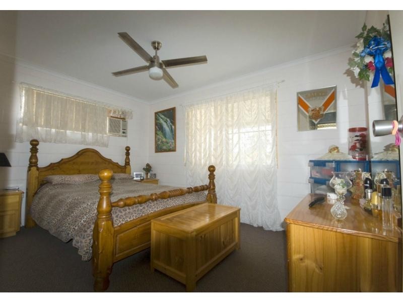 4 Grevillia Drive, Redridge QLD 4660