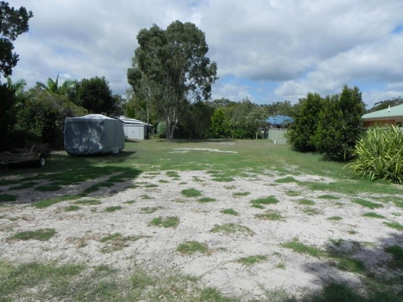 3 Cassia Court, Woodgate QLD 4660