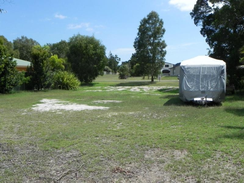3 Cassia Court, Woodgate QLD 4660