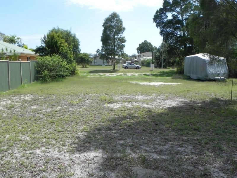 3 Cassia Court, Woodgate QLD 4660