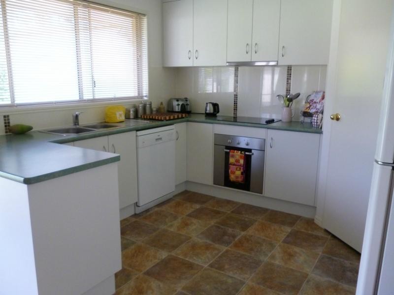 6 Cockatoo Court, Apple Tree Creek QLD 4660