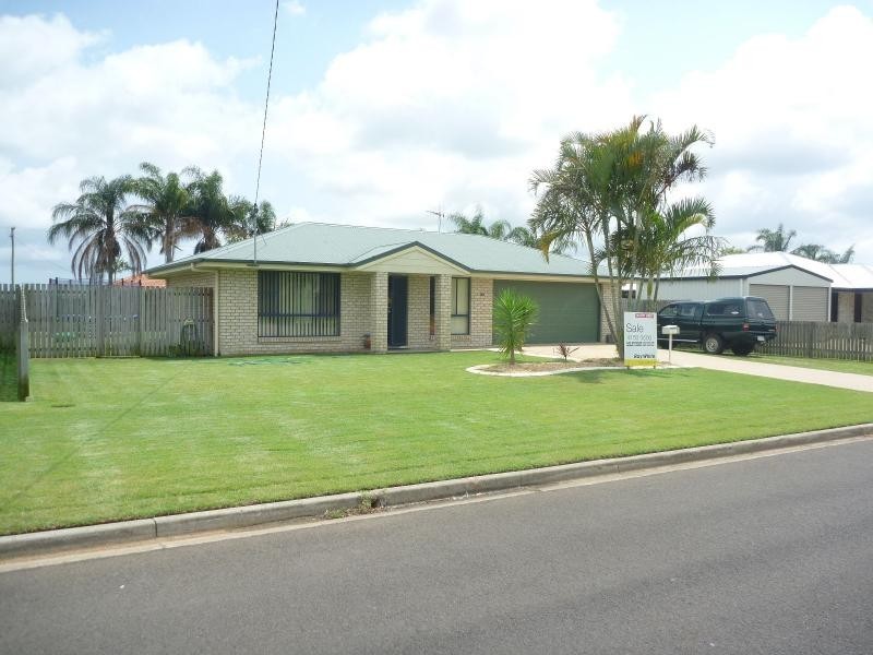 40 Paradise Avenue, Thabeban QLD 4670