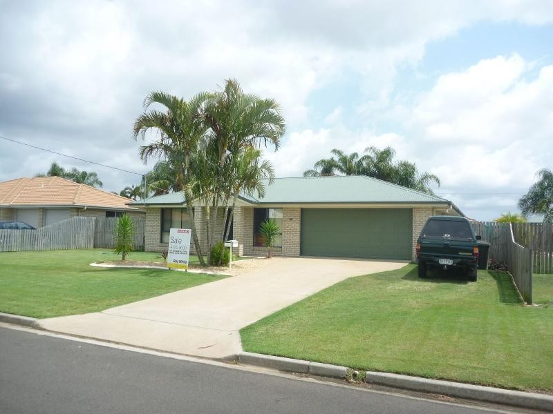 40 Paradise Avenue, Thabeban QLD 4670