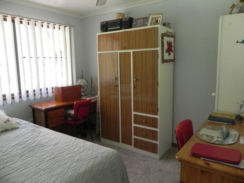 1 Grevillia Drive, Redridge QLD 4660