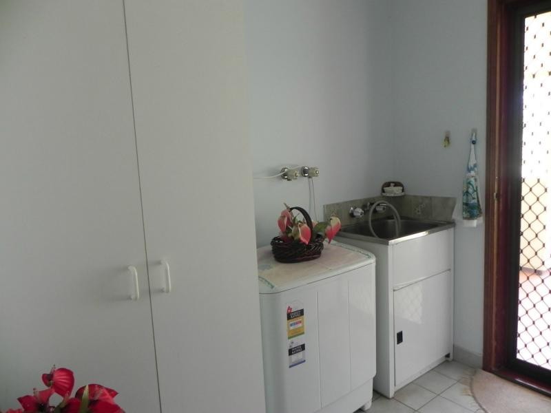 1 Grevillia Drive, Redridge QLD 4660