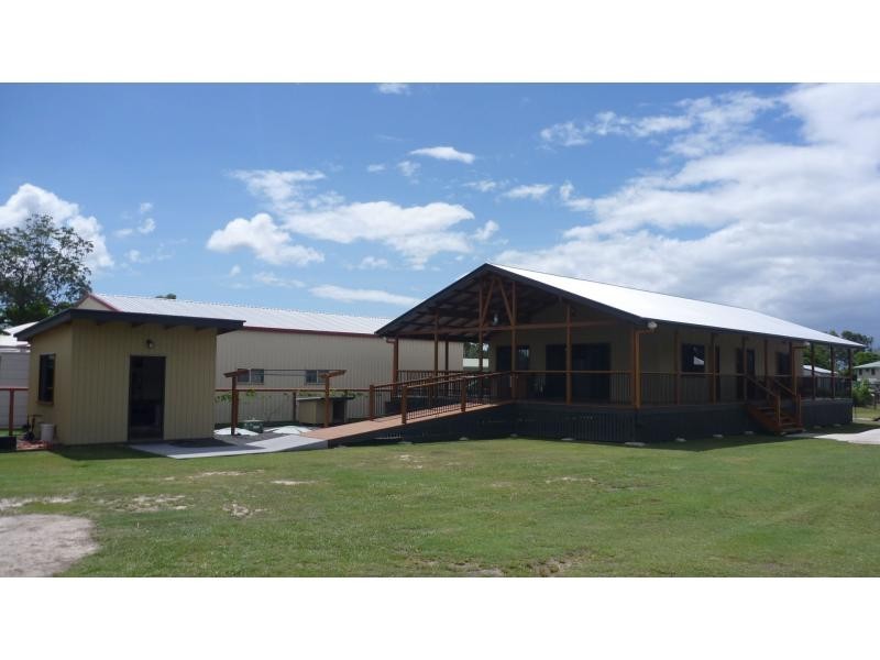 4 GREEN Court, Buxton QLD 4660