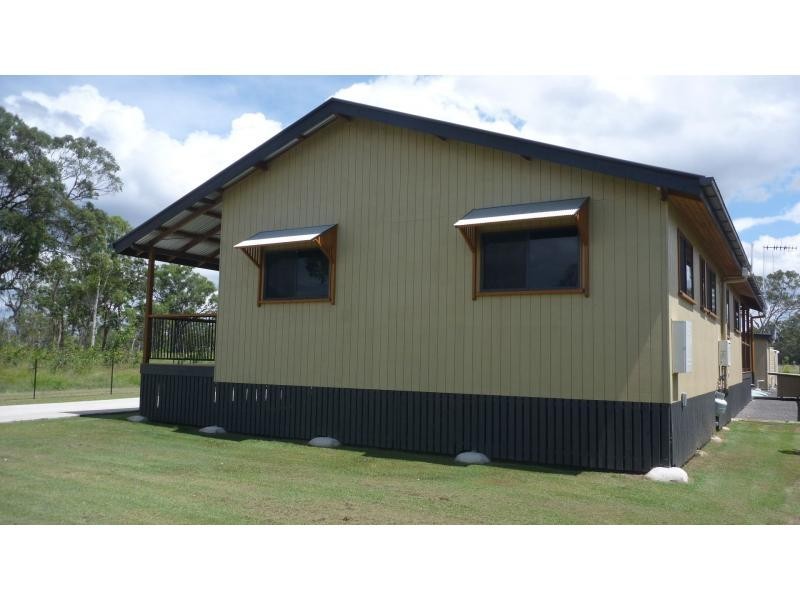 4 GREEN Court, Buxton QLD 4660