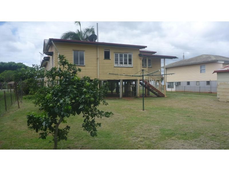 18 Churchill Street, Childers QLD 4660