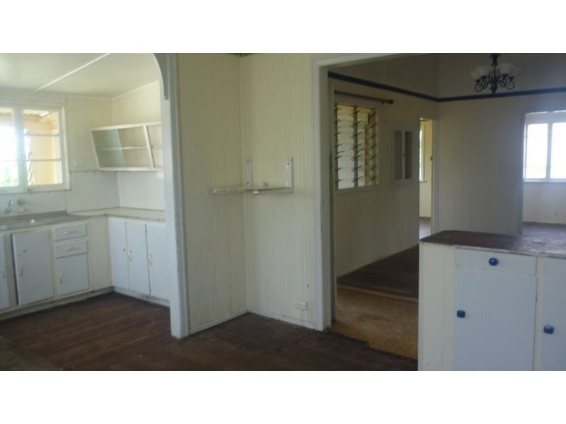 18 Churchill Street, Childers QLD 4660