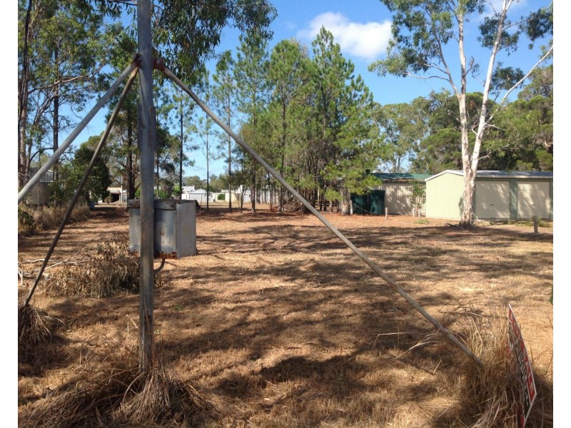 3 Charlton Street, Buxton QLD 4660