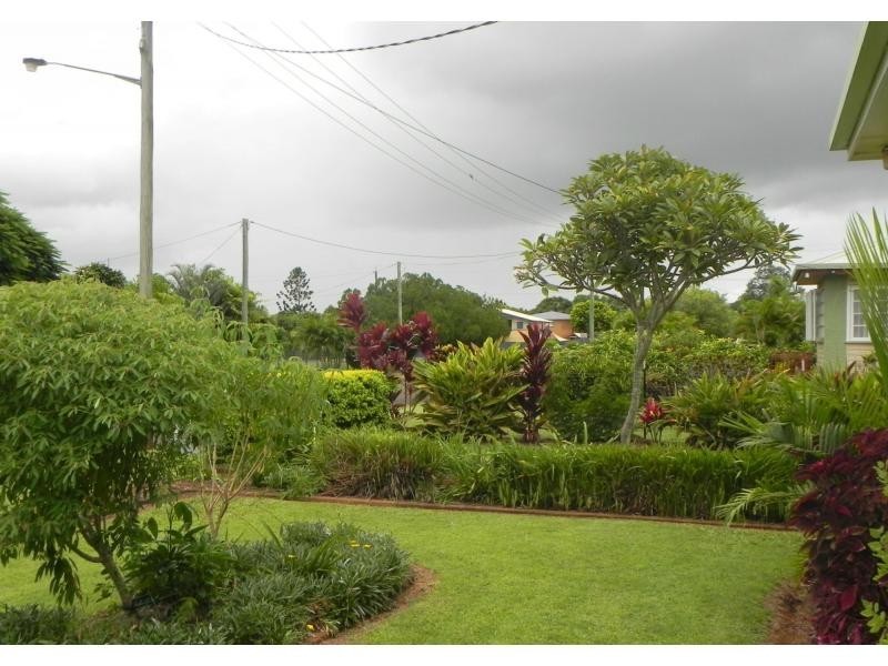 16 Gaydon Street, Childers QLD 4660