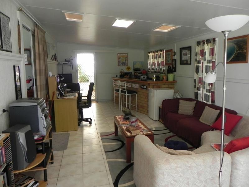 1 Cassia Court, Woodgate QLD 4660