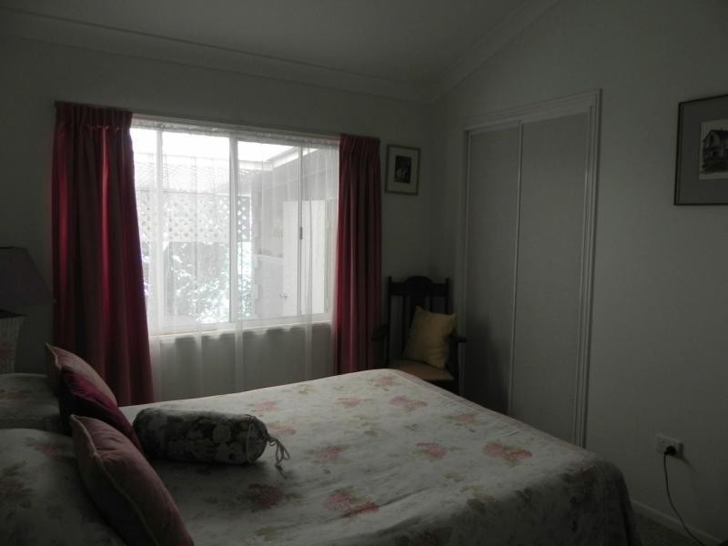 1 Cassia Court, Woodgate QLD 4660
