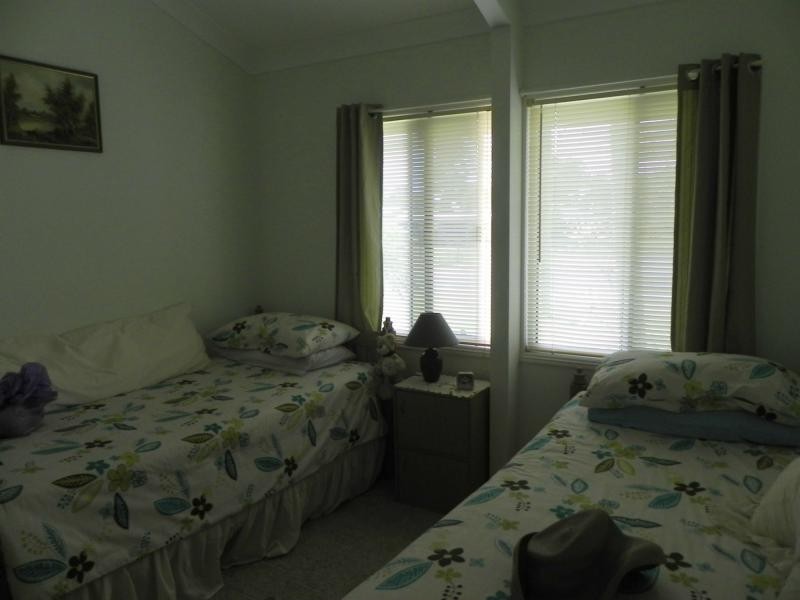 1 Cassia Court, Woodgate QLD 4660