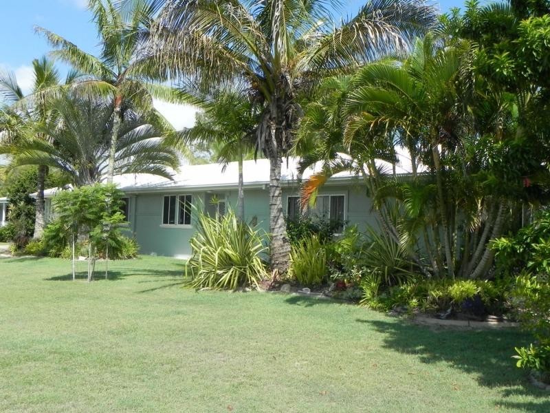 1 Cassia Court, Woodgate QLD 4660