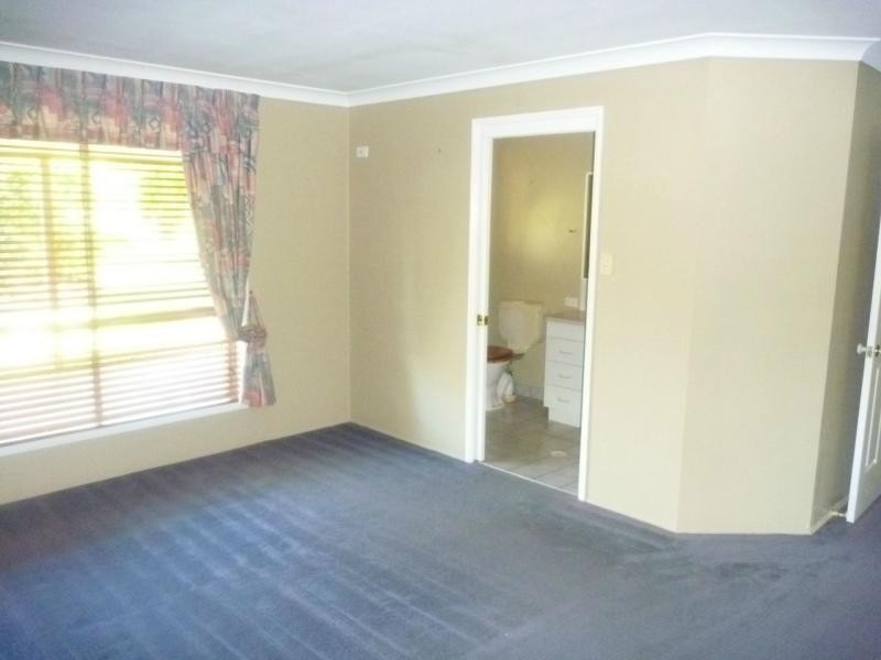 16 Station Road, Horton QLD 4660